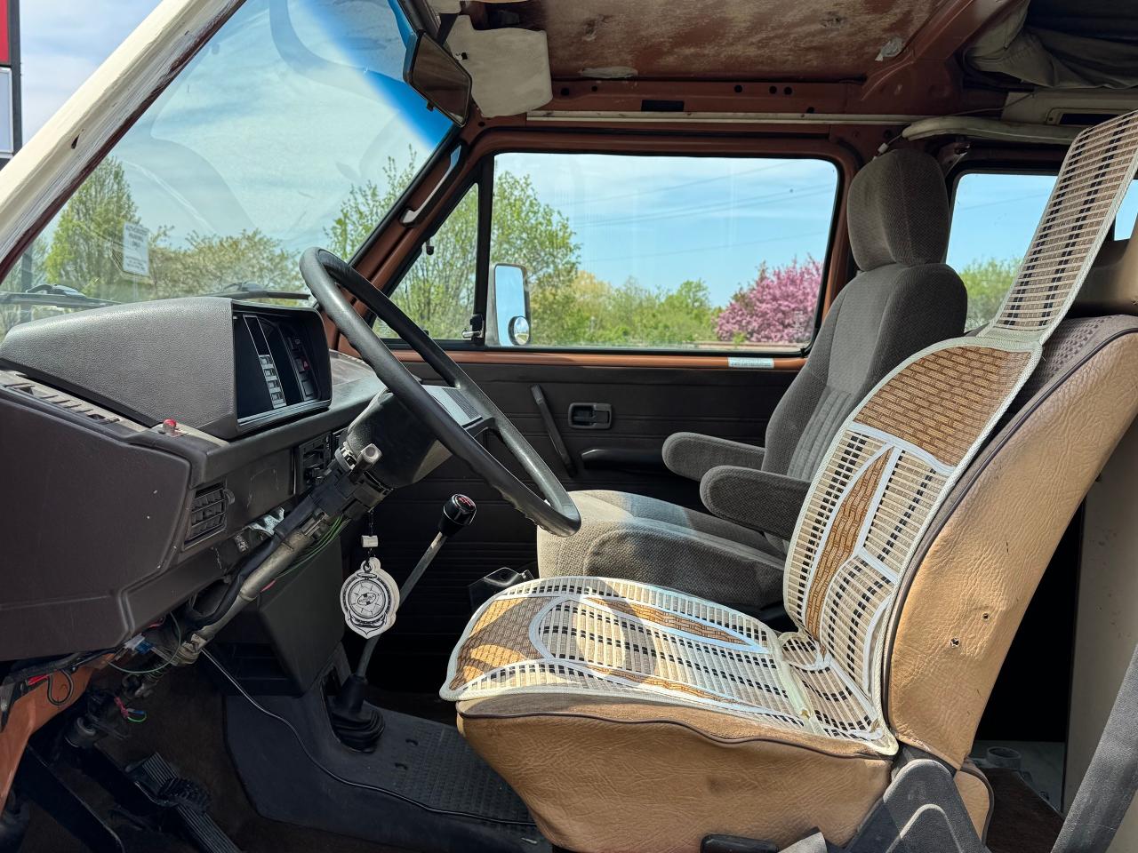 1983 Volkswagen Vanagon Campmobile **NEW MOTOR / TRANSMISSION** - Photo #24