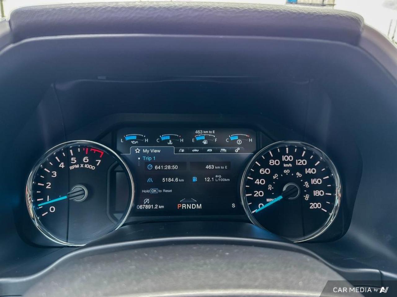 2020 Ford F-150 LARIAT / 4WD / CREW / LEATHER / NAV / ROOF - Photo #21