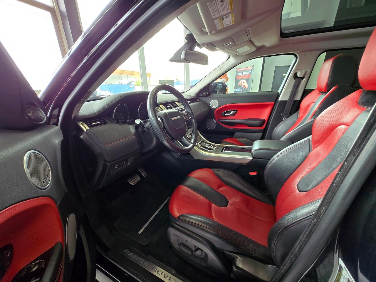 2015 Land Rover Range Rover Evoque Dynamic | ALL CREDIT ACCEPTED!! - Photo #9
