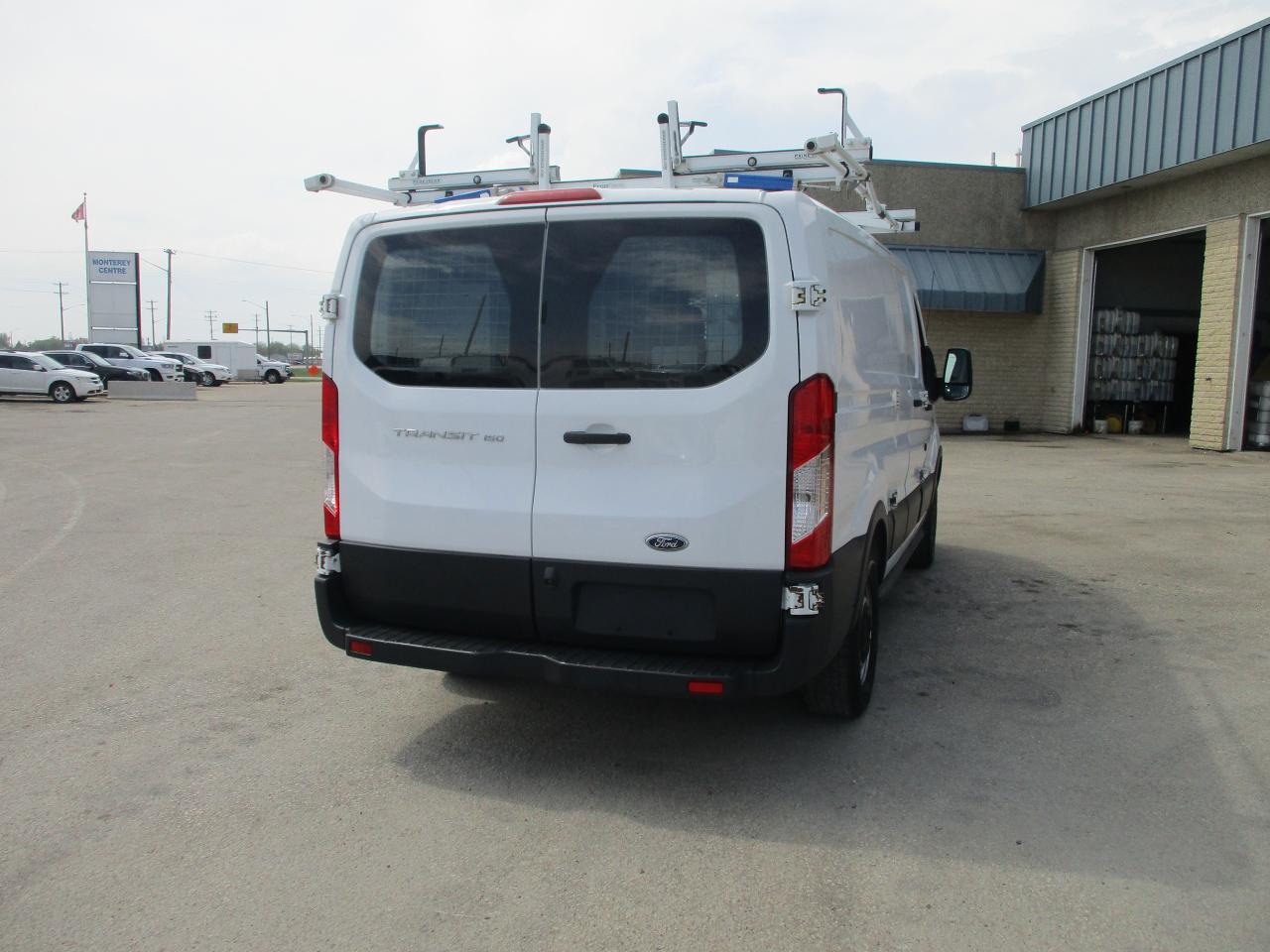 2016 Ford Transit Cargo Van  - Photo #4