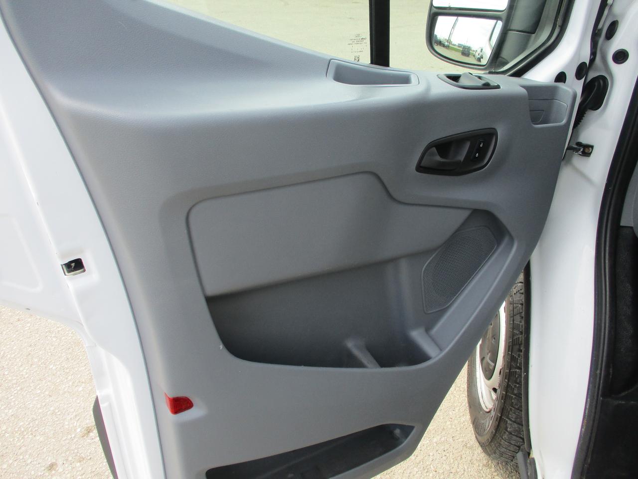 2016 Ford Transit Cargo Van  - Photo #7