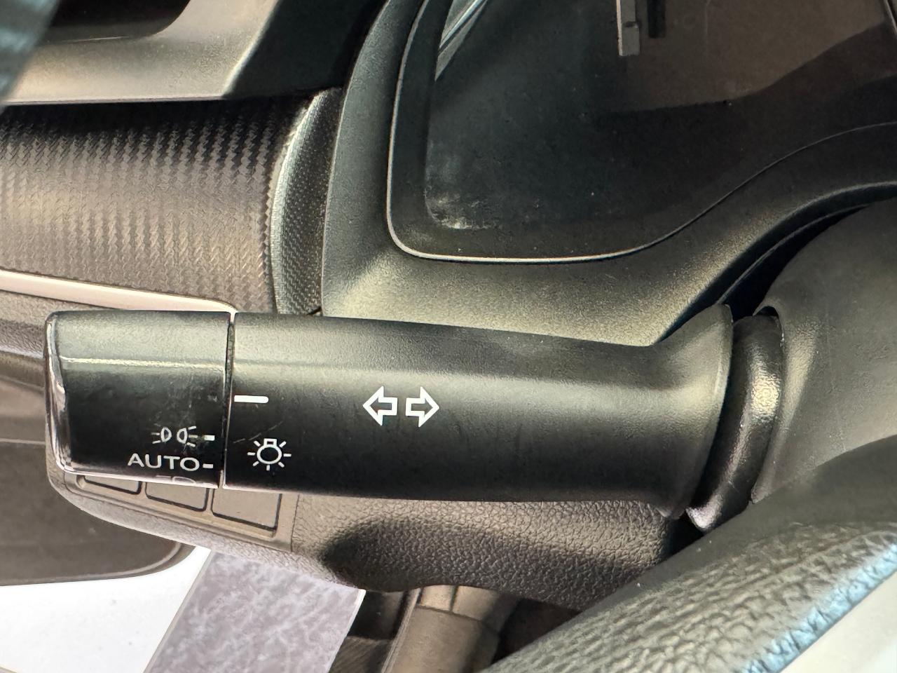 2018 Honda Civic LX+New Tires+Camera+Heated Seats+ApplePlay Photo41