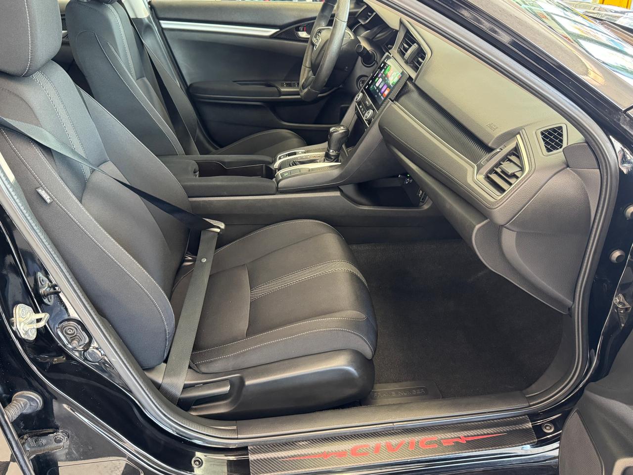 2018 Honda Civic LX+New Tires+Camera+Heated Seats+ApplePlay Photo21