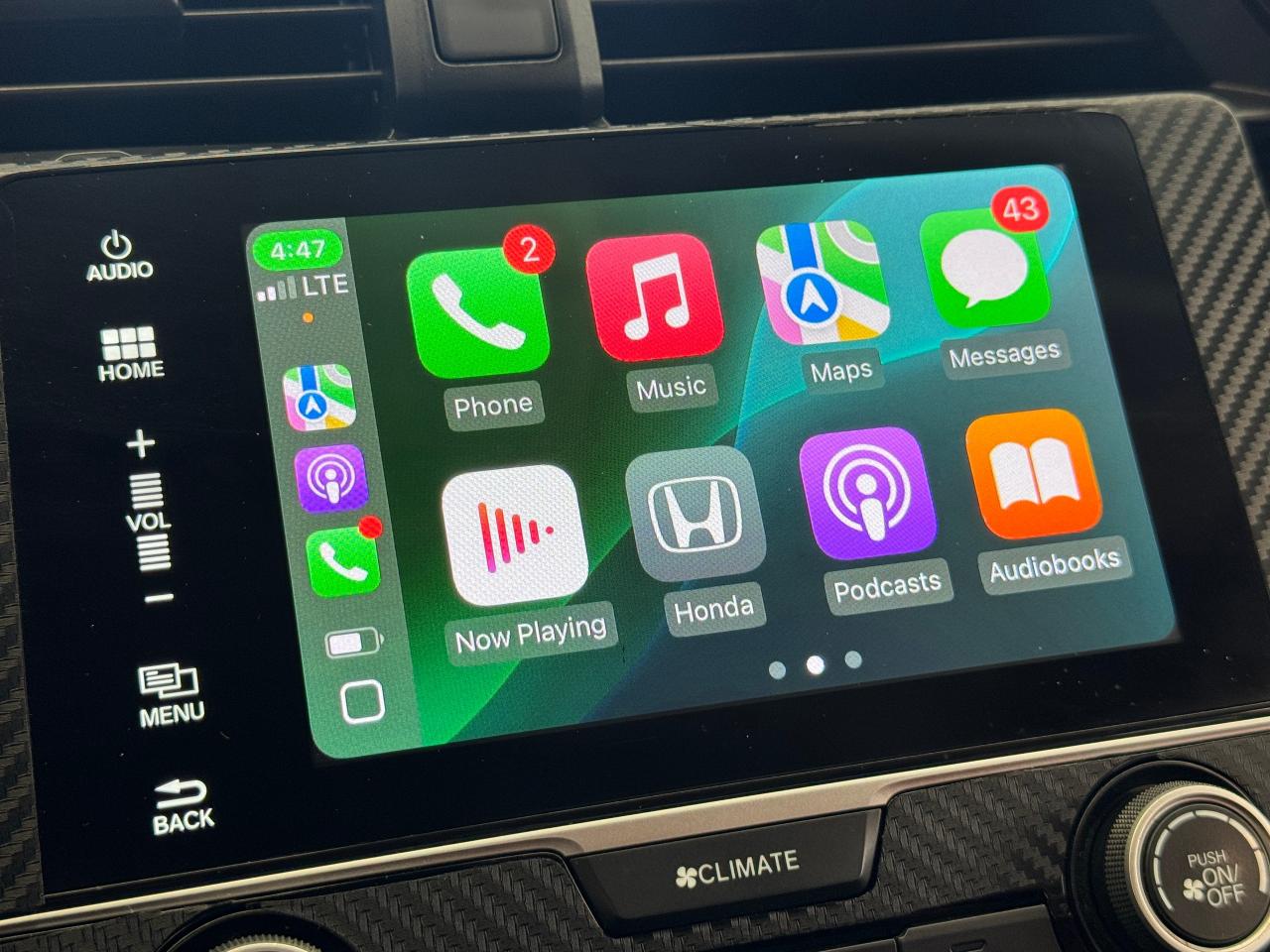 2018 Honda Civic LX+New Tires+Camera+Heated Seats+ApplePlay Photo26
