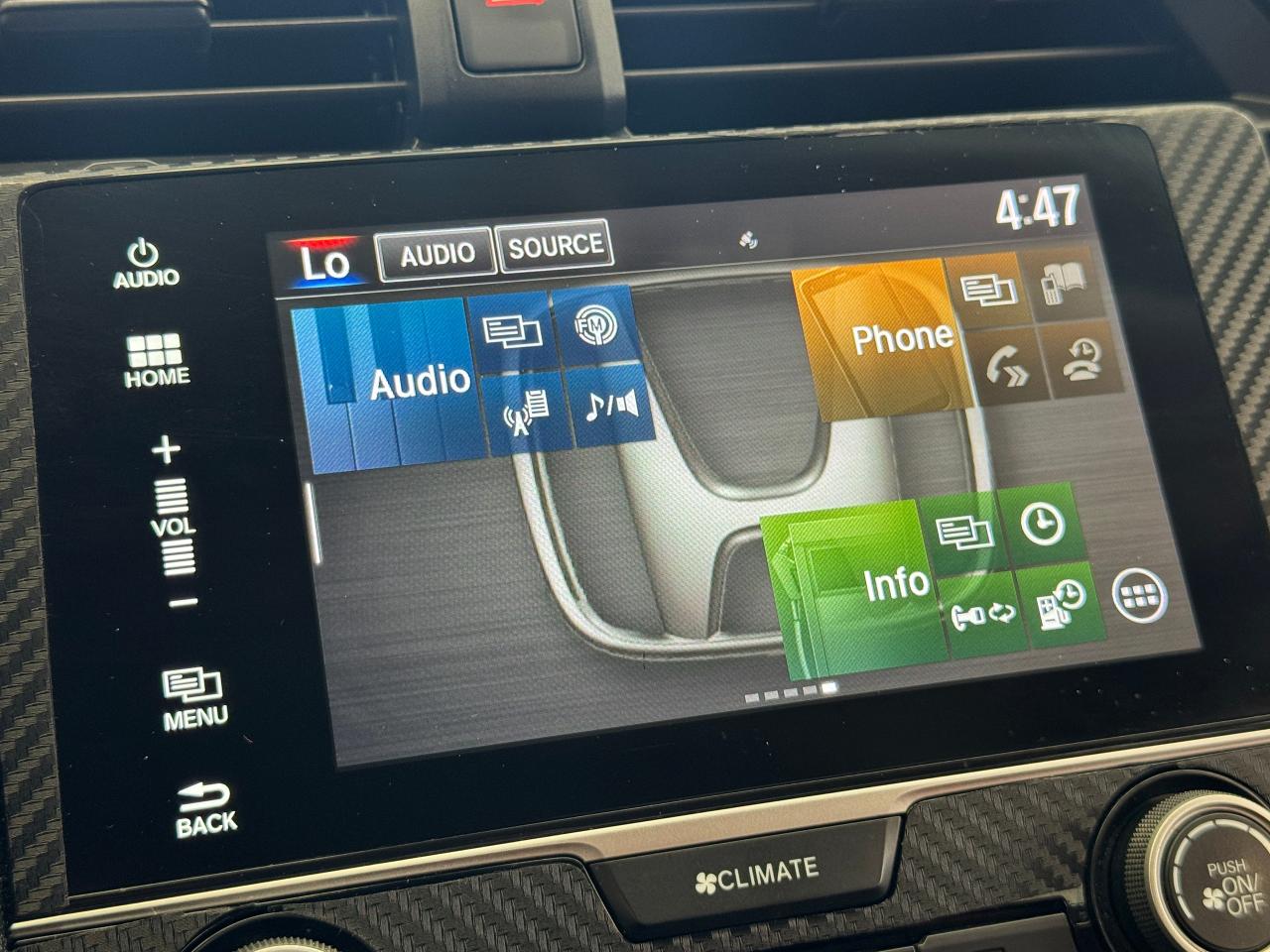 2018 Honda Civic LX+New Tires+Camera+Heated Seats+ApplePlay Photo29
