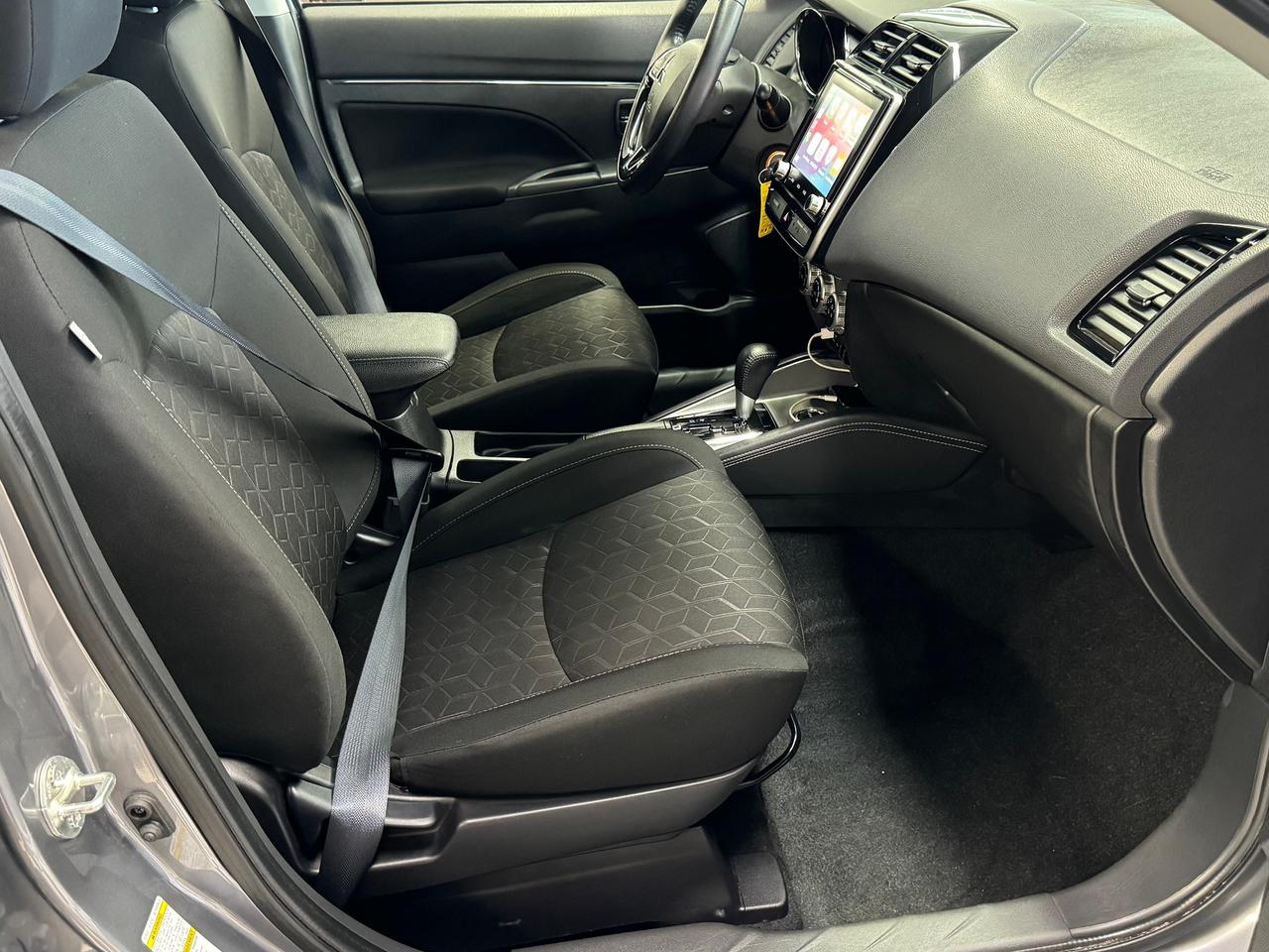 2020 Mitsubishi RVR SE AWD+Camera+ApplePlay+Heated Seats+CLEAN CARFAX Photo