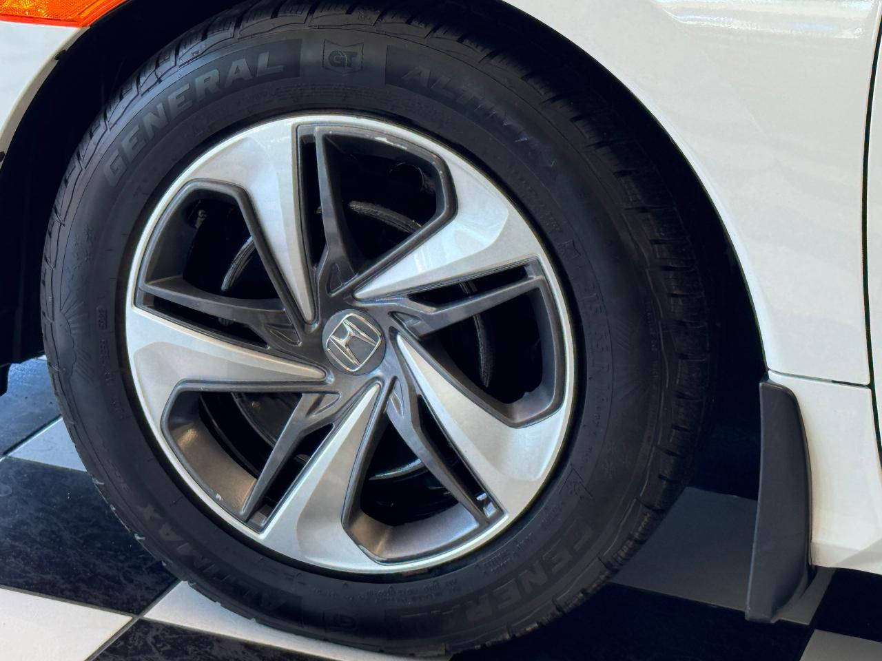 2020 Honda Civic LX+Adaptive Cruise+LaneKeep+ApplePlay+CLEAN CARFAX Photo107