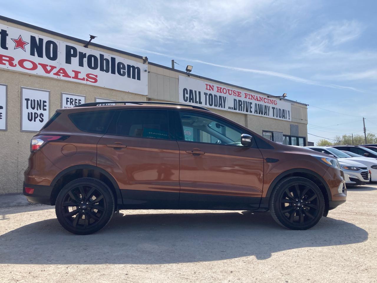 2017 Ford Escape Titanium - Photo #2