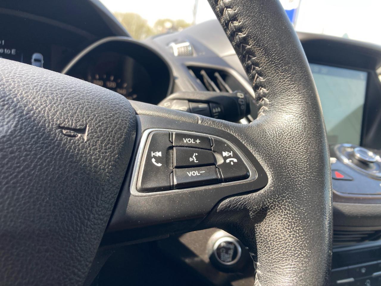 2017 Ford Escape Titanium - Photo #17