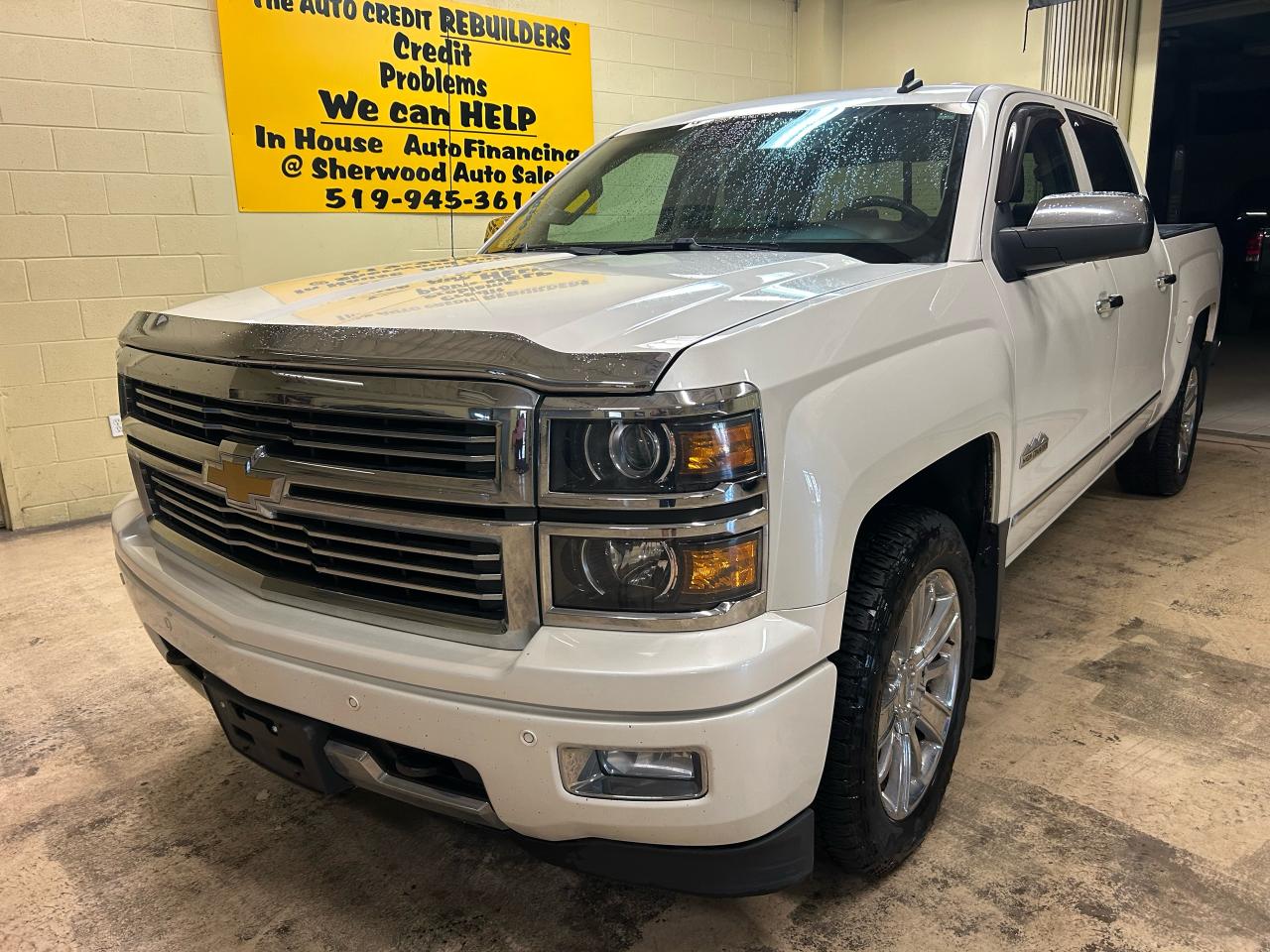 Used 2014 Chevrolet Silverado 1500 High Country for sale in Windsor, ON
