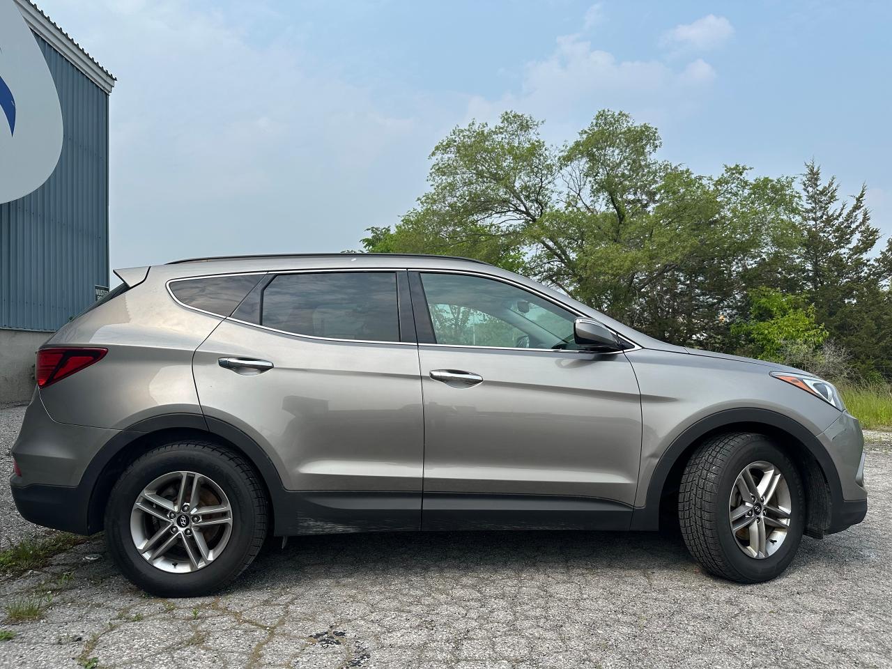 2018 Hyundai Santa Fe Sport Premium Photo4