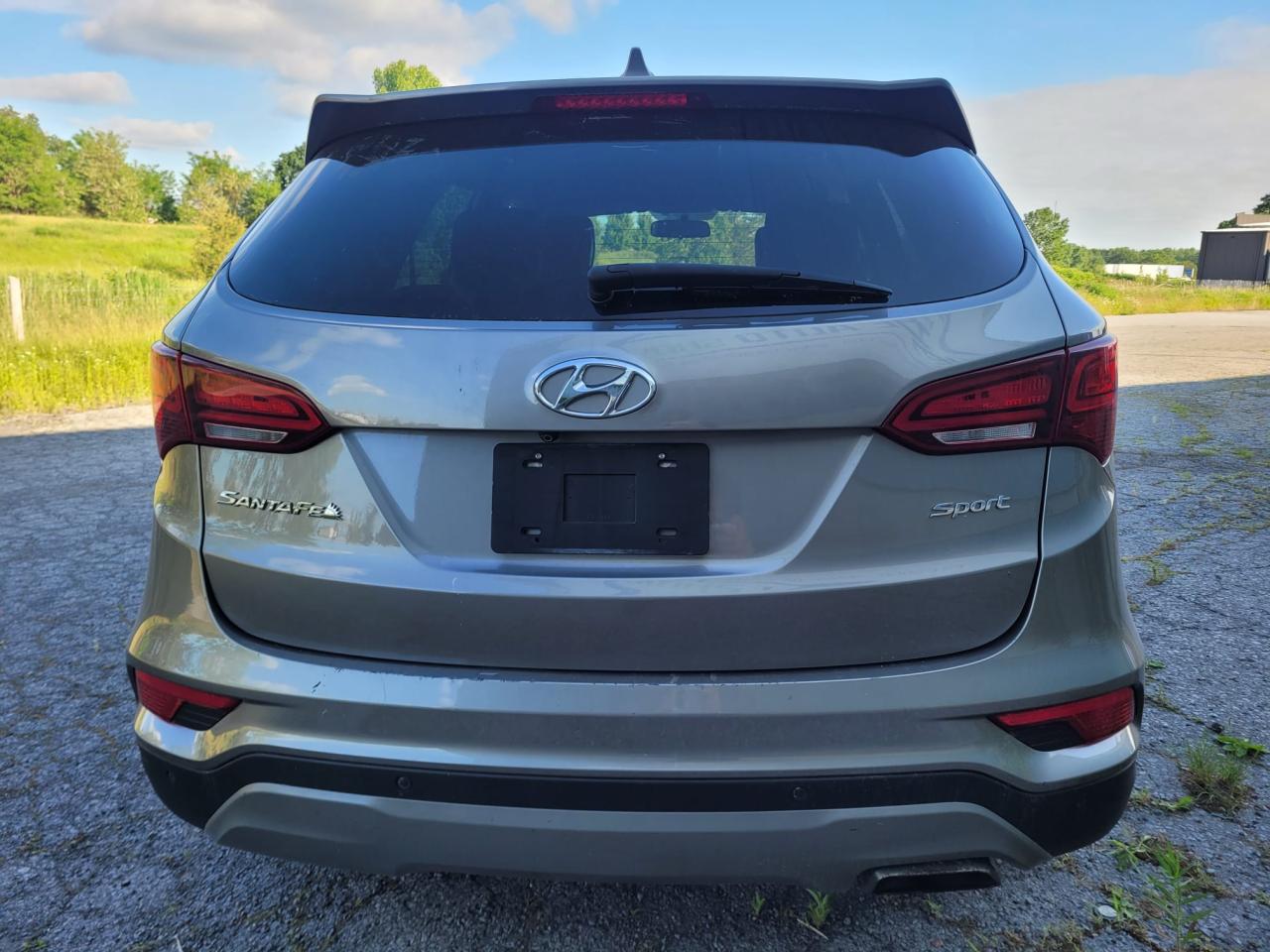 2018 Hyundai Santa Fe Sport Premium Photo3