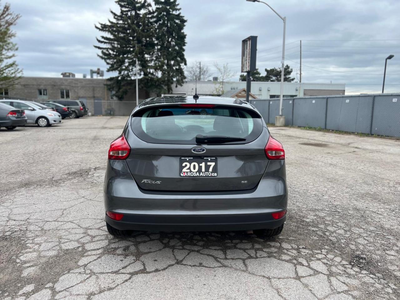 2017 Ford Focus AUTO NO ACCIDENT BLUETOOTH BACKUP CAM HEATED SEATS Photo3