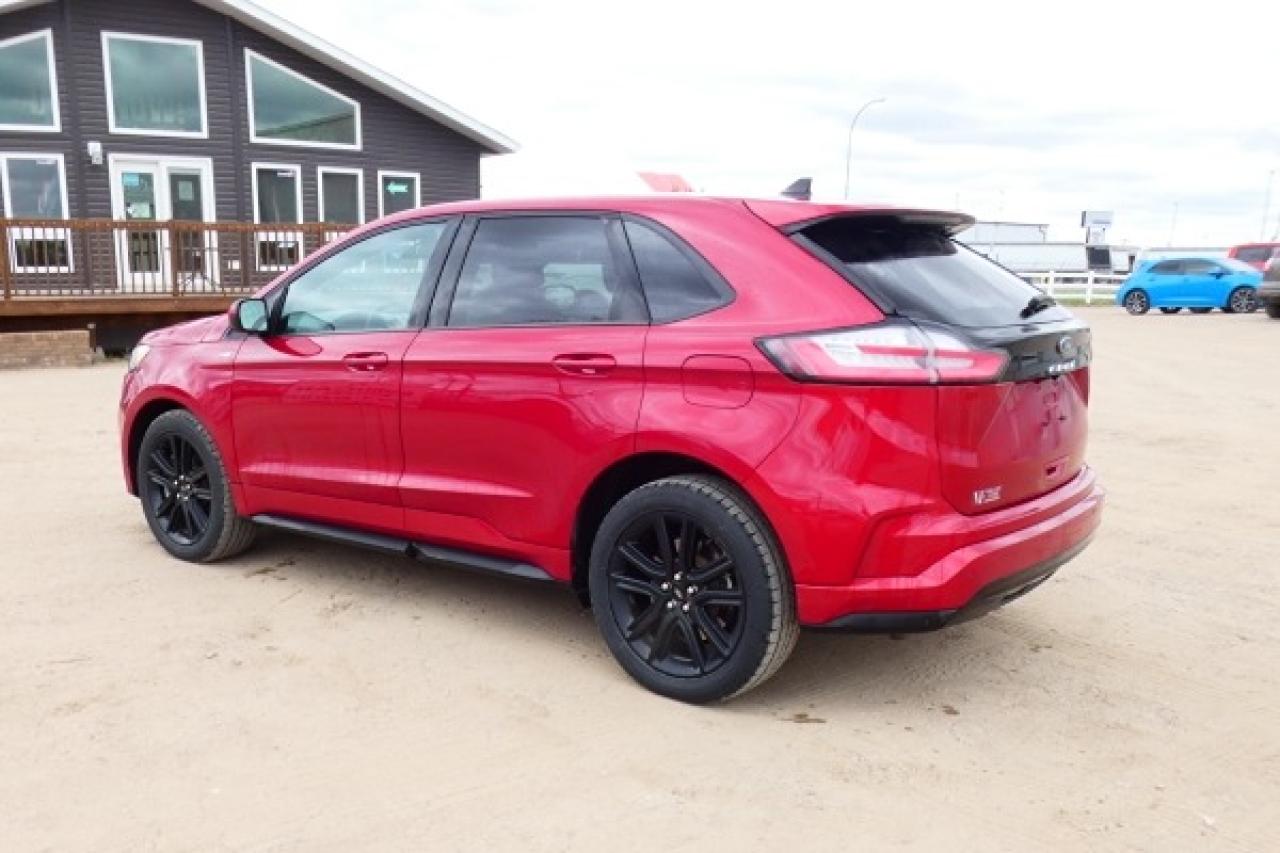 2024 Ford Edge ST Line AWD w/Htd Leather, BUC - Photo #8