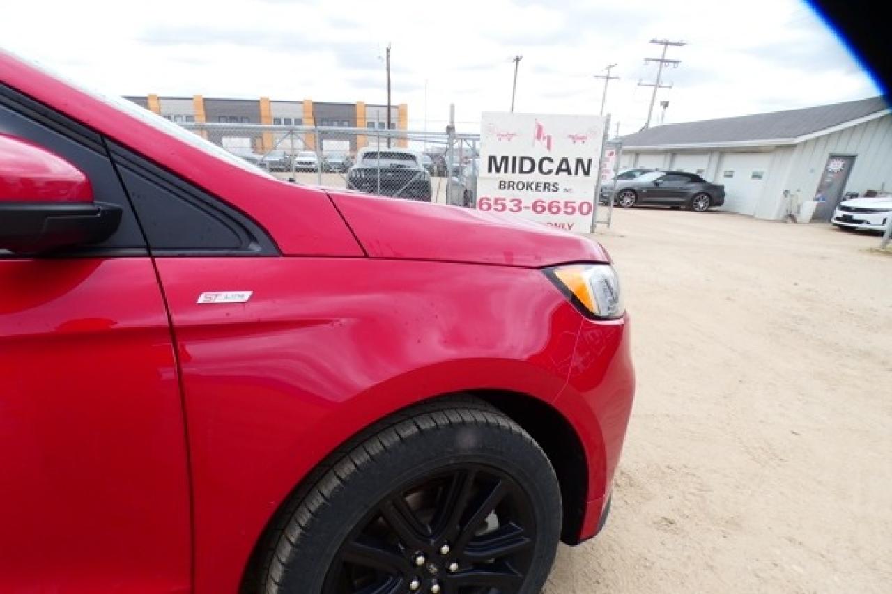 2024 Ford Edge ST Line AWD w/Htd Leather, BUC - Photo #46