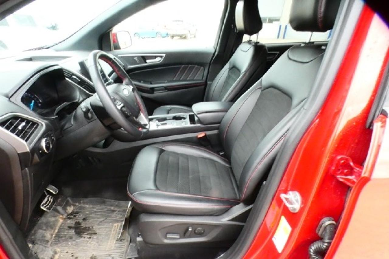 2024 Ford Edge ST Line AWD w/Htd Leather, BUC - Photo #11