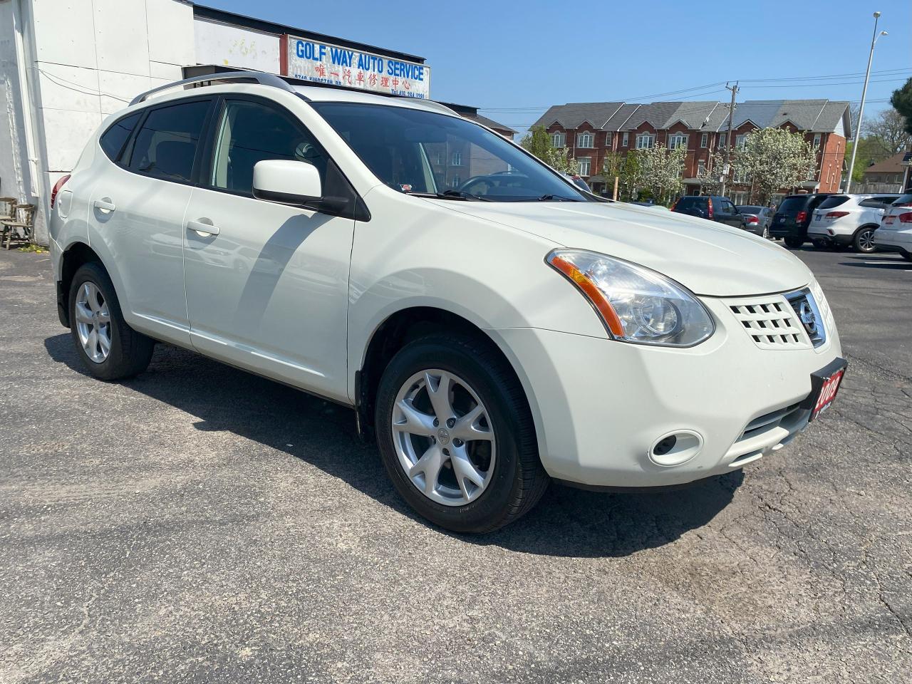 2009 Nissan Rogue Accident Free/Automatic/4 Cylinder Gas Saver - Photo #4