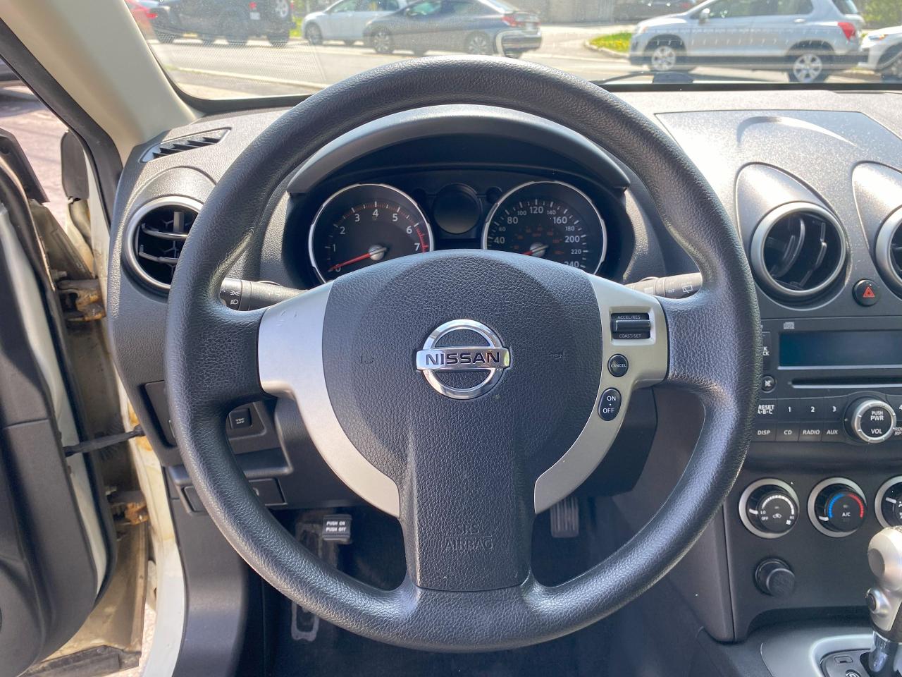 2009 Nissan Rogue Accident Free/Automatic/4 Cylinder Gas Saver - Photo #15