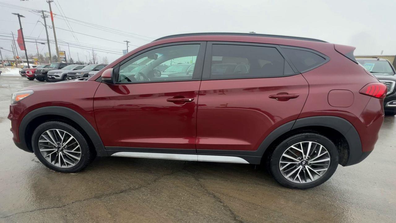 2020 Hyundai Tucson Ultimate APPLE CARPLAY/ANDROID AUTO, HEATED SEATS/STEERING WHEEL, MOONROOF, BACK UP CAM!! Photo4