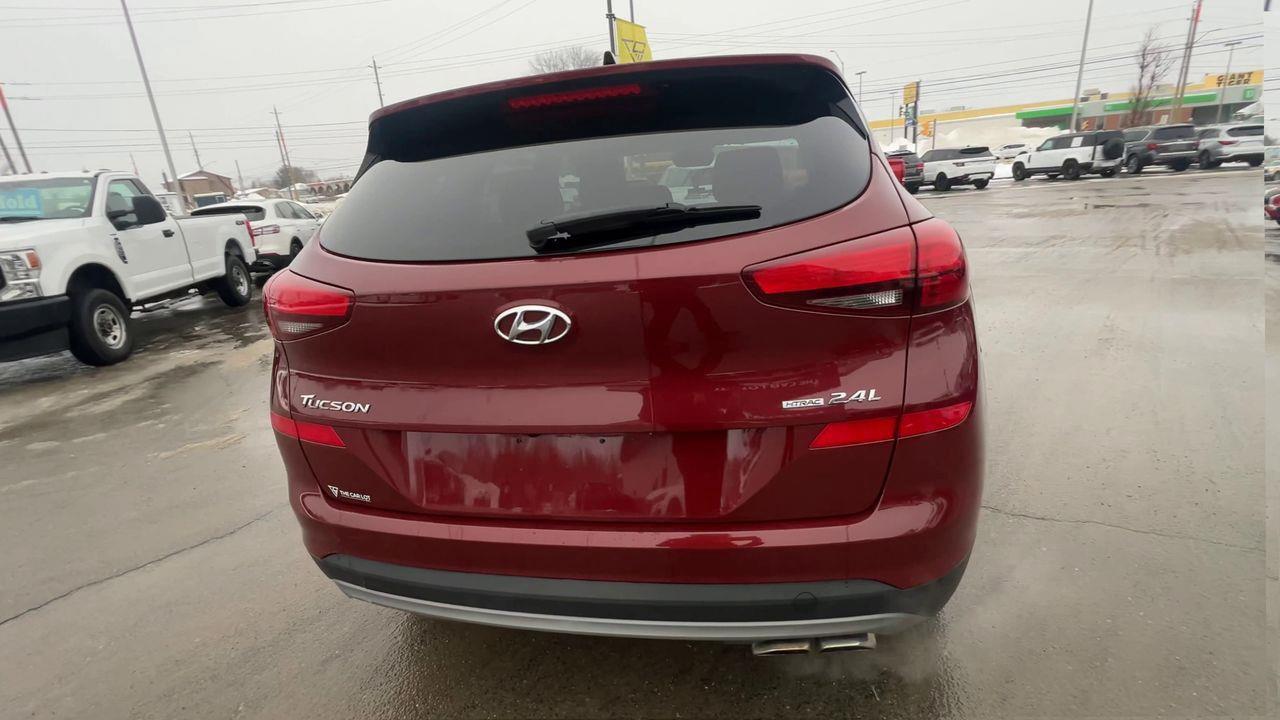 2020 Hyundai Tucson Ultimate APPLE CARPLAY/ANDROID AUTO, HEATED SEATS/STEERING WHEEL, MOONROOF, BACK UP CAM!! Photo