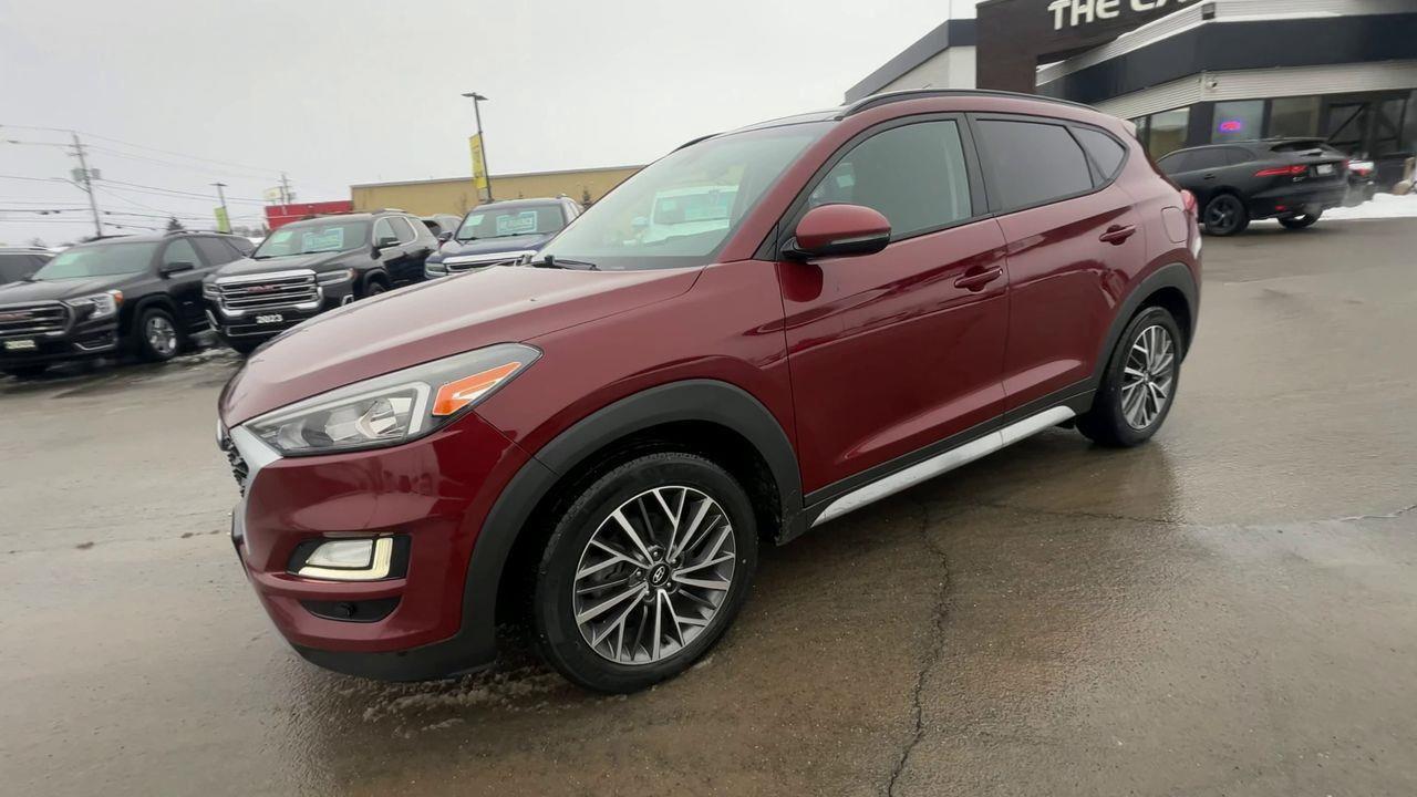 2020 Hyundai Tucson Ultimate APPLE CARPLAY/ANDROID AUTO, HEATED SEATS/STEERING WHEEL, MOONROOF, BACK UP CAM!! Photo3