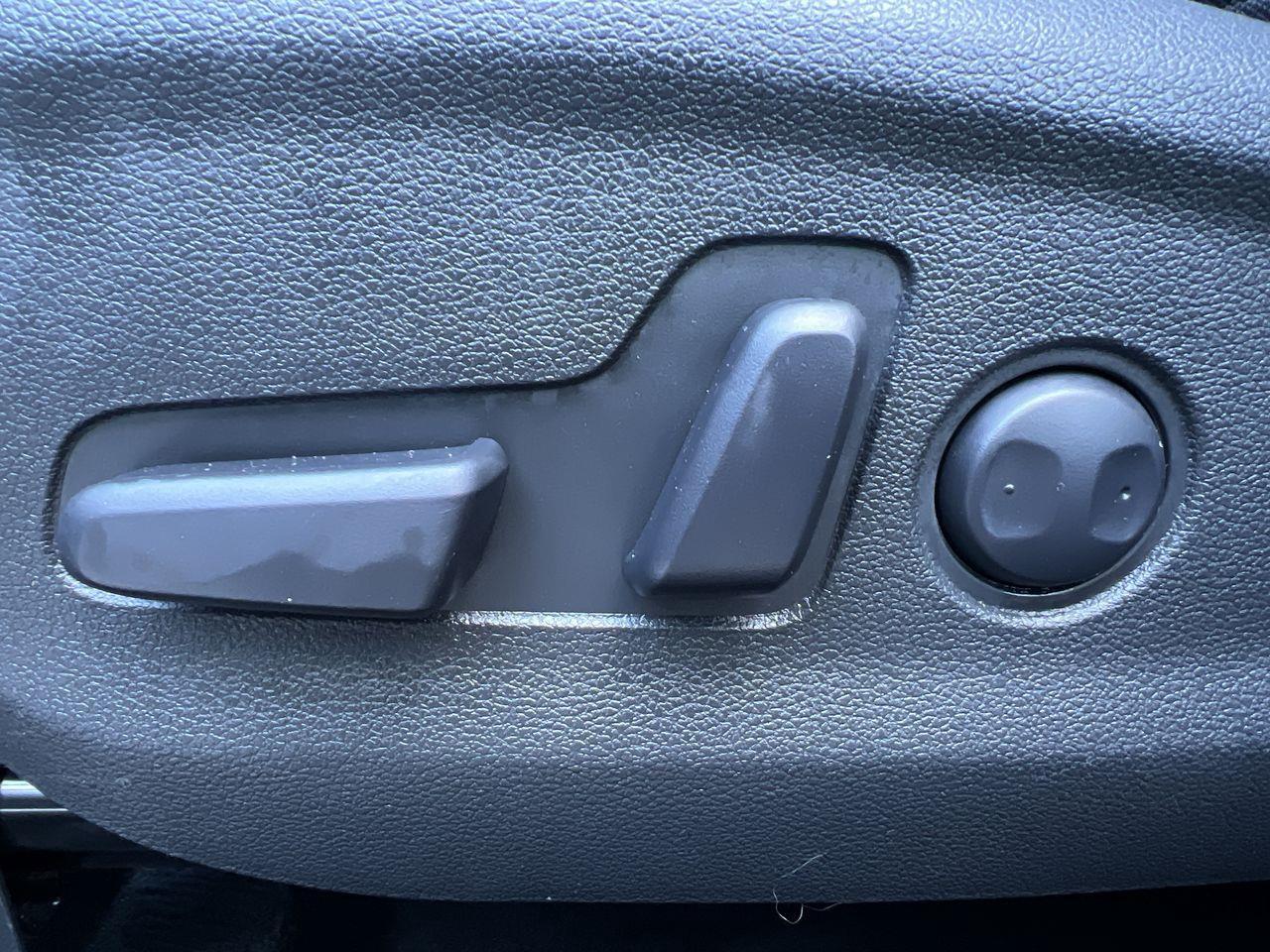 2020 Hyundai Tucson Ultimate APPLE CARPLAY/ANDROID AUTO, HEATED SEATS/STEERING WHEEL, MOONROOF, BACK UP CAM!! Photo