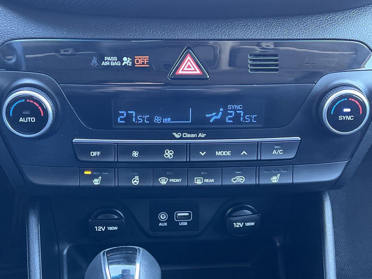 2020 Hyundai Tucson Ultimate APPLE CARPLAY/ANDROID AUTO, HEATED SEATS/STEERING WHEEL, MOONROOF, BACK UP CAM!! Photo