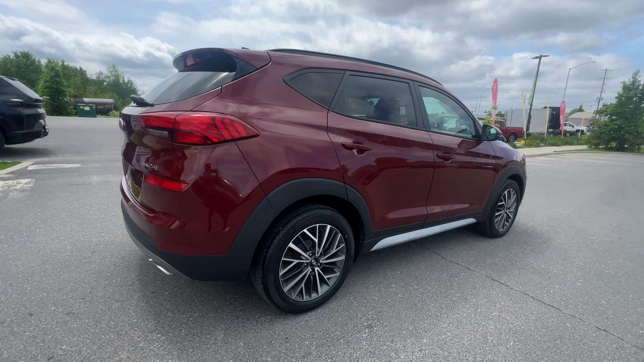 2020 Hyundai Tucson Ultimate APPLE CARPLAY/ANDROID AUTO, HEATED SEATS/STEERING WHEEL, MOONROOF, BACK UP CAM!! Photo