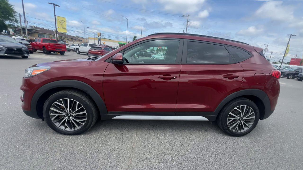 2020 Hyundai Tucson Ultimate APPLE CARPLAY/ANDROID AUTO, HEATED SEATS/STEERING WHEEL, MOONROOF, BACK UP CAM!! Photo