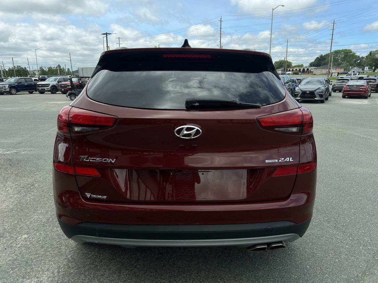 2020 Hyundai Tucson Ultimate APPLE CARPLAY/ANDROID AUTO, HEATED SEATS/STEERING WHEEL, MOONROOF, BACK UP CAM!! Photo