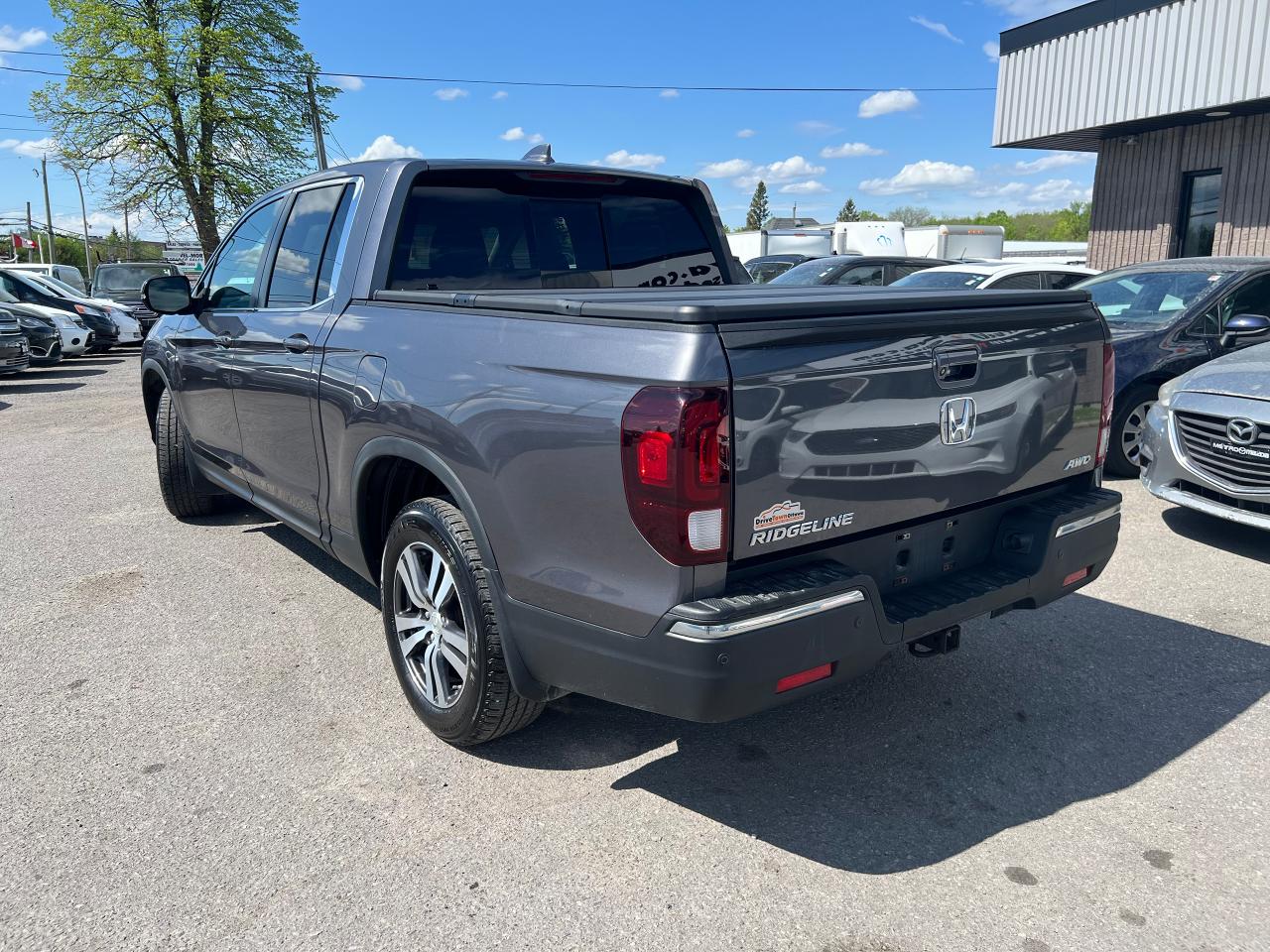 2019 Honda Ridgeline EX-L AWD Photo2
