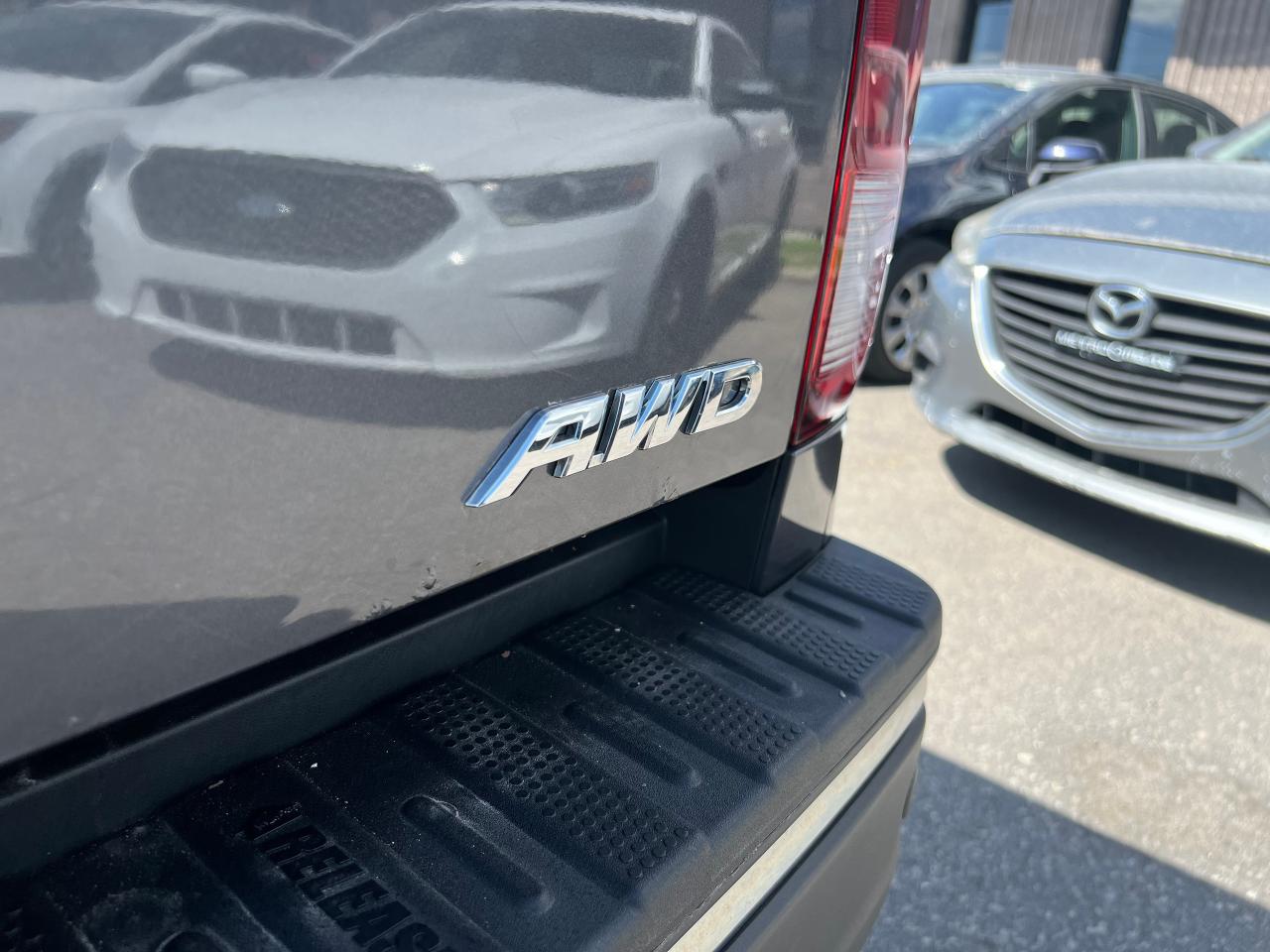 2019 Honda Ridgeline EX-L AWD Photo4