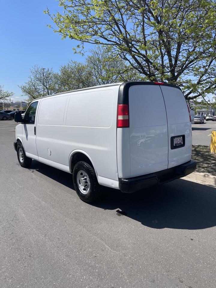 2013 Chevrolet Express Cargo Van NO WINDOWS ALL AROUND   HEAVY DUTY - Photo #3