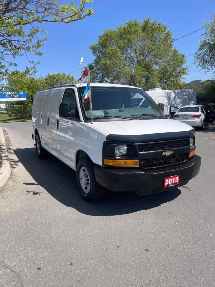 2013 Chevrolet Express Cargo Van NO WINDOWS ALL AROUND   HEAVY DUTY - Photo #5