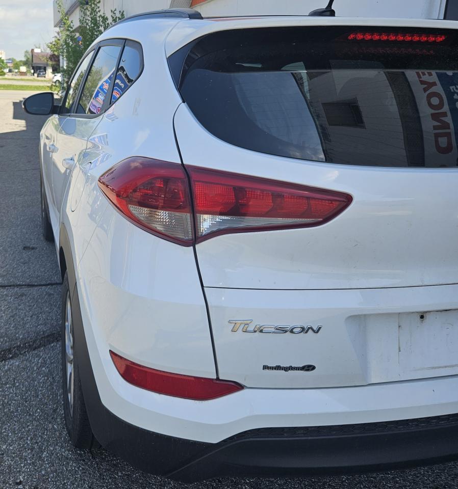 2017 Hyundai Tucson SE - Photo #21