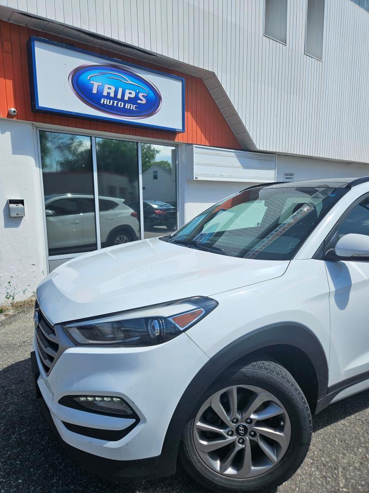 2017 Hyundai Tucson SE - Photo #3
