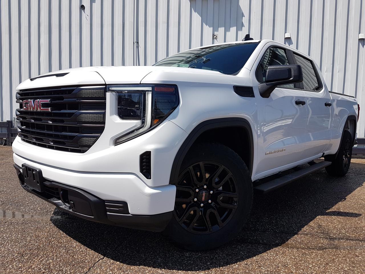 Used 2023 GMC Sierra 1500 Pro Crew Cab 4x4 for sale in Kitchener, ON