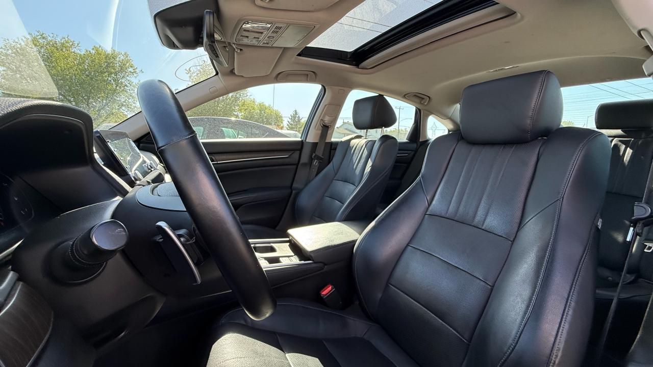 2018 Honda Accord Touring - Photo #9