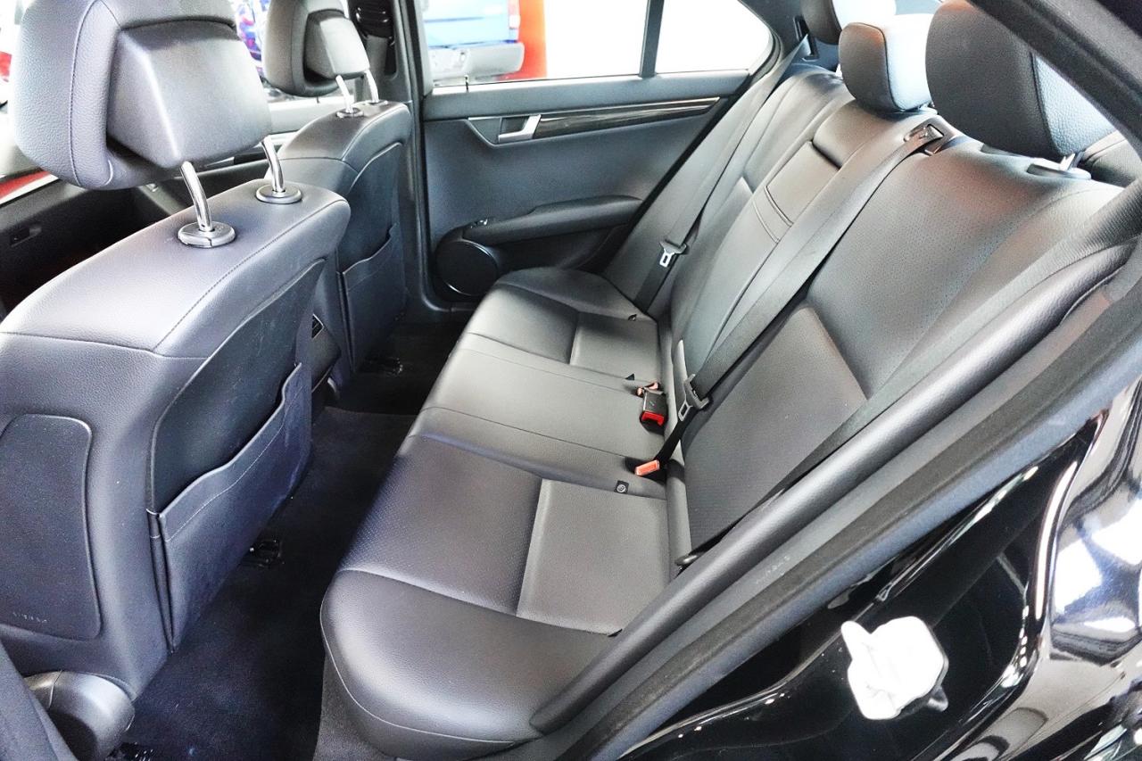 2013 Mercedes-Benz C-Class C 300 4MATIC,NO ACCIDENT BLUE TOOTH ,SUN ROOF - Photo #18