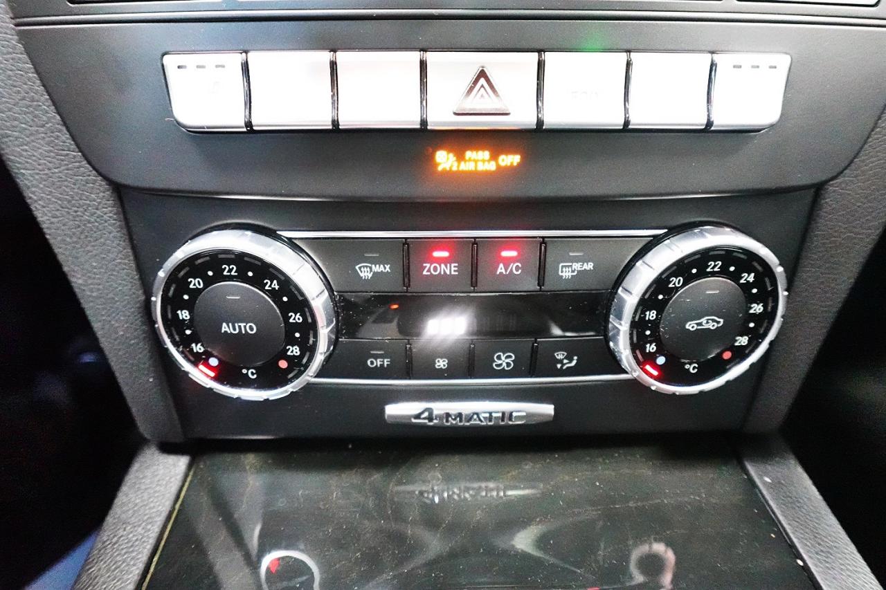 2013 Mercedes-Benz C-Class C 300 4MATIC,NO ACCIDENT BLUE TOOTH ,SUN ROOF - Photo #24