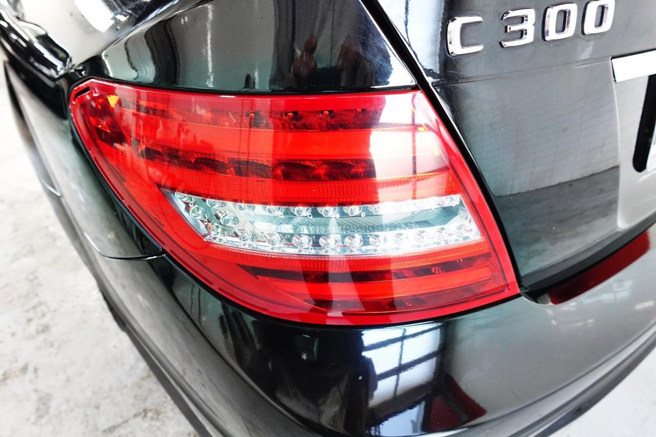 2013 Mercedes-Benz C-Class C 300 4MATIC,NO ACCIDENT BLUE TOOTH ,SUN ROOF - Photo #9