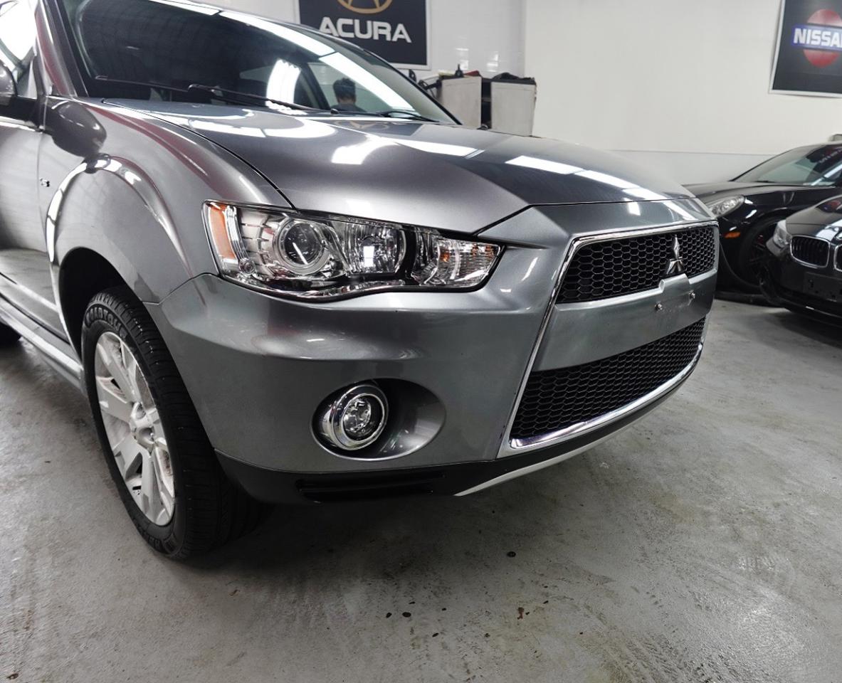 2013 Mitsubishi Outlander XLS ,NO ACCIDENT,7 PASS ,LOW KM.4X4 - Photo #13