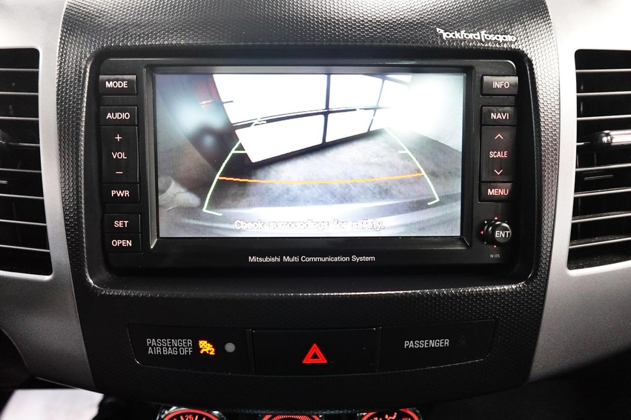 2013 Mitsubishi Outlander XLS ,NO ACCIDENT,7 PASS ,LOW KM.4X4 - Photo #23