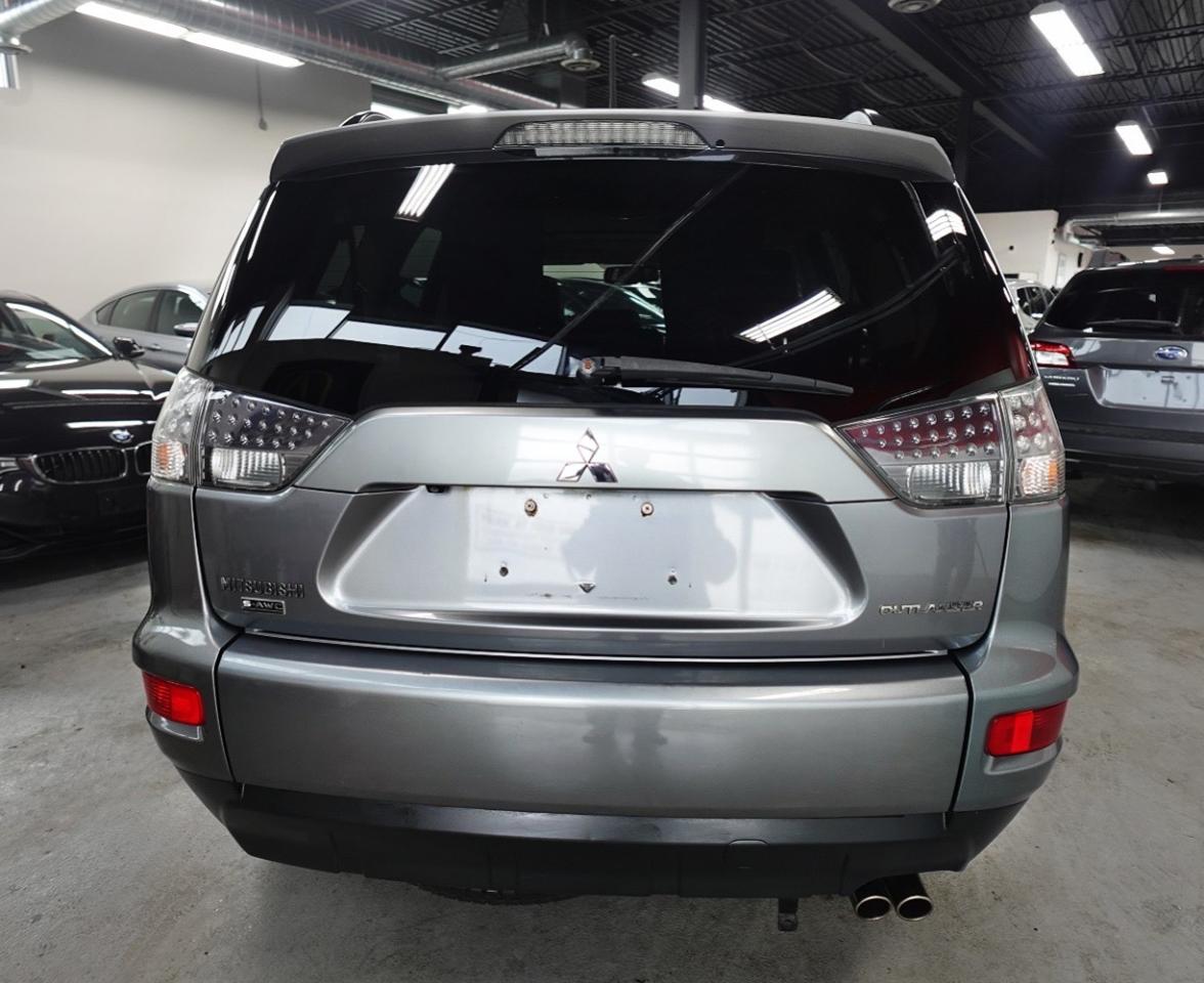2013 Mitsubishi Outlander XLS ,NO ACCIDENT,7 PASS ,LOW KM.4X4 - Photo #5