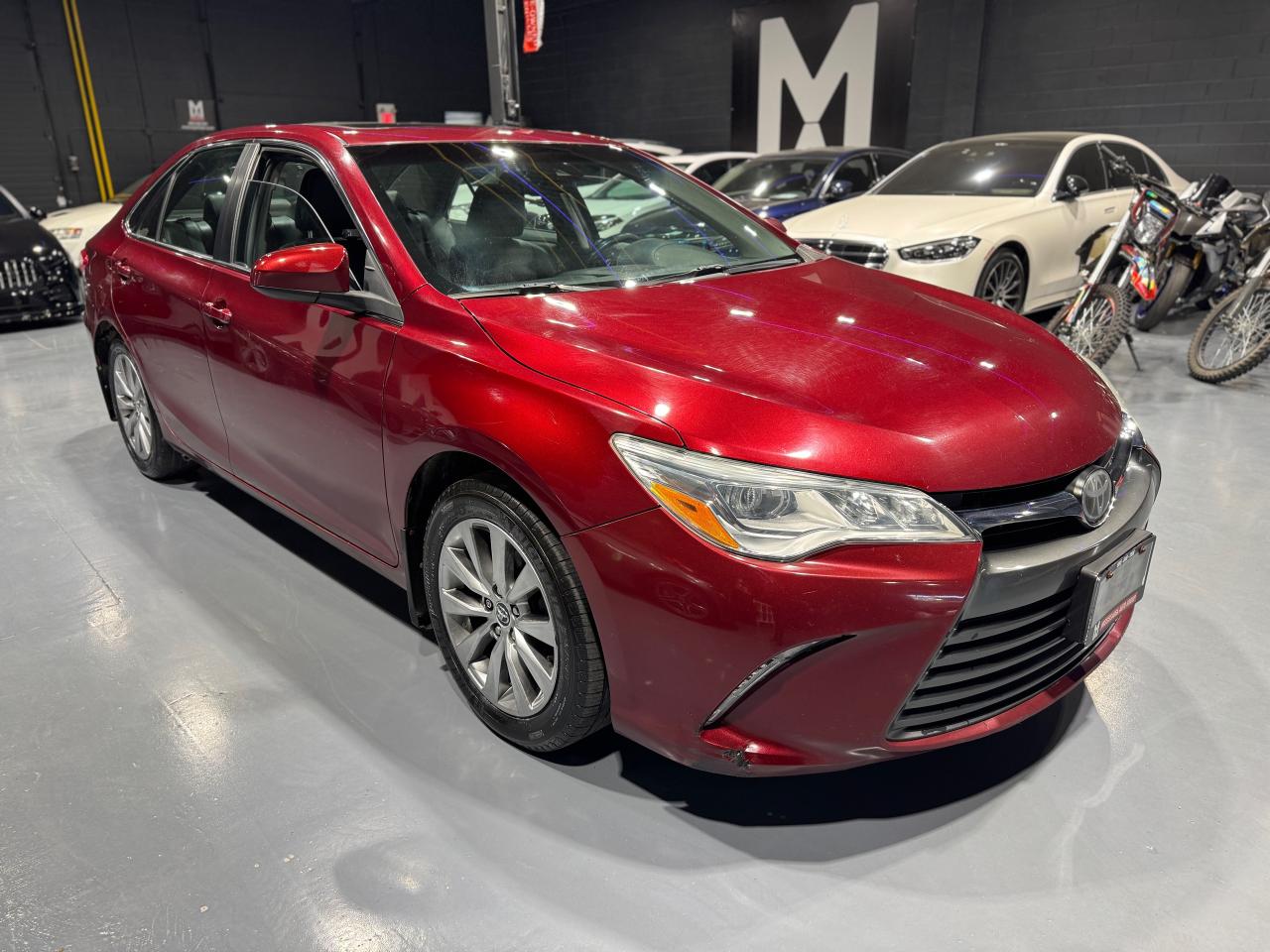 2016 Toyota Camry XSE - Photo #3