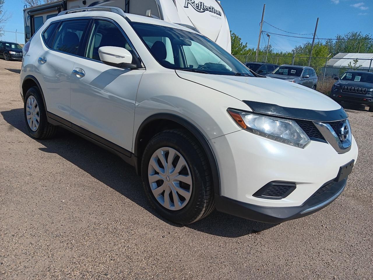 2015 Nissan Rogue S AWD Bu Cam - Photo #3