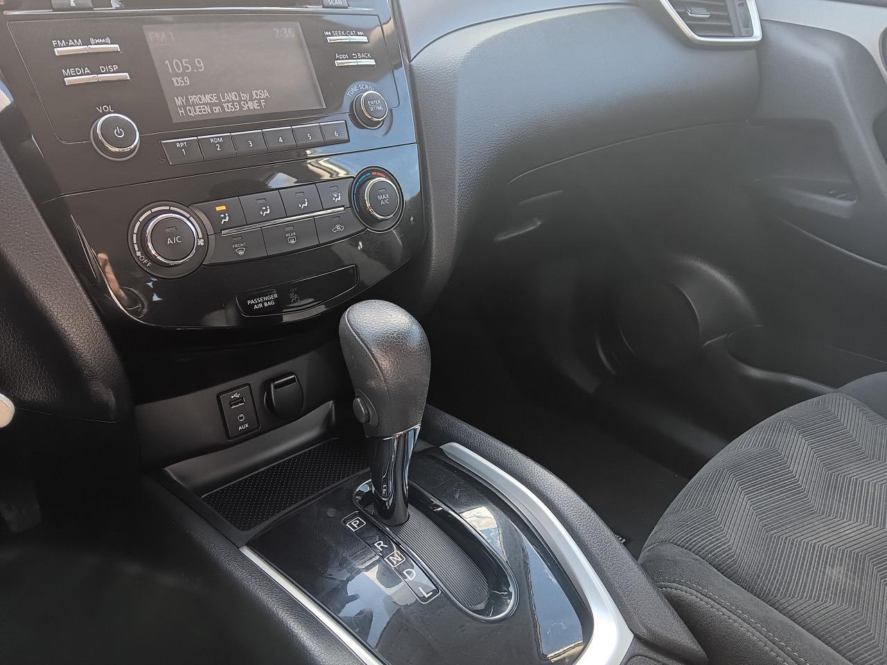 2015 Nissan Rogue S AWD Bu Cam - Photo #19