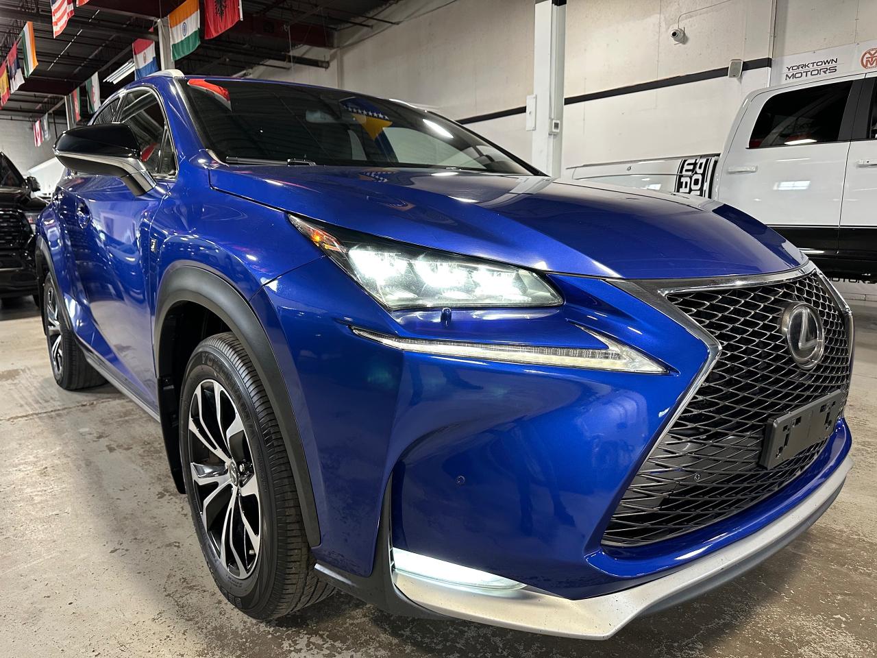 2015 Lexus NX 200t AWD 4DR | F SPORT | SUNROOF | HEATED SEATS - Photo #4