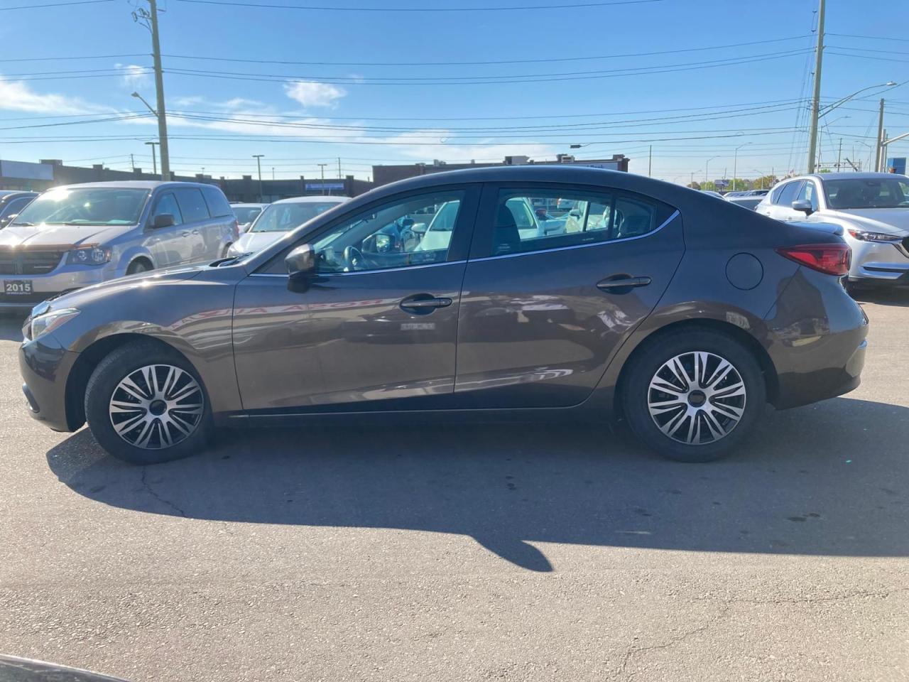 2014 Mazda MAZDA3 AUTO LOW KM NEW BRAKES SAFETY BACKUP CAM B-TOOTH Photo2