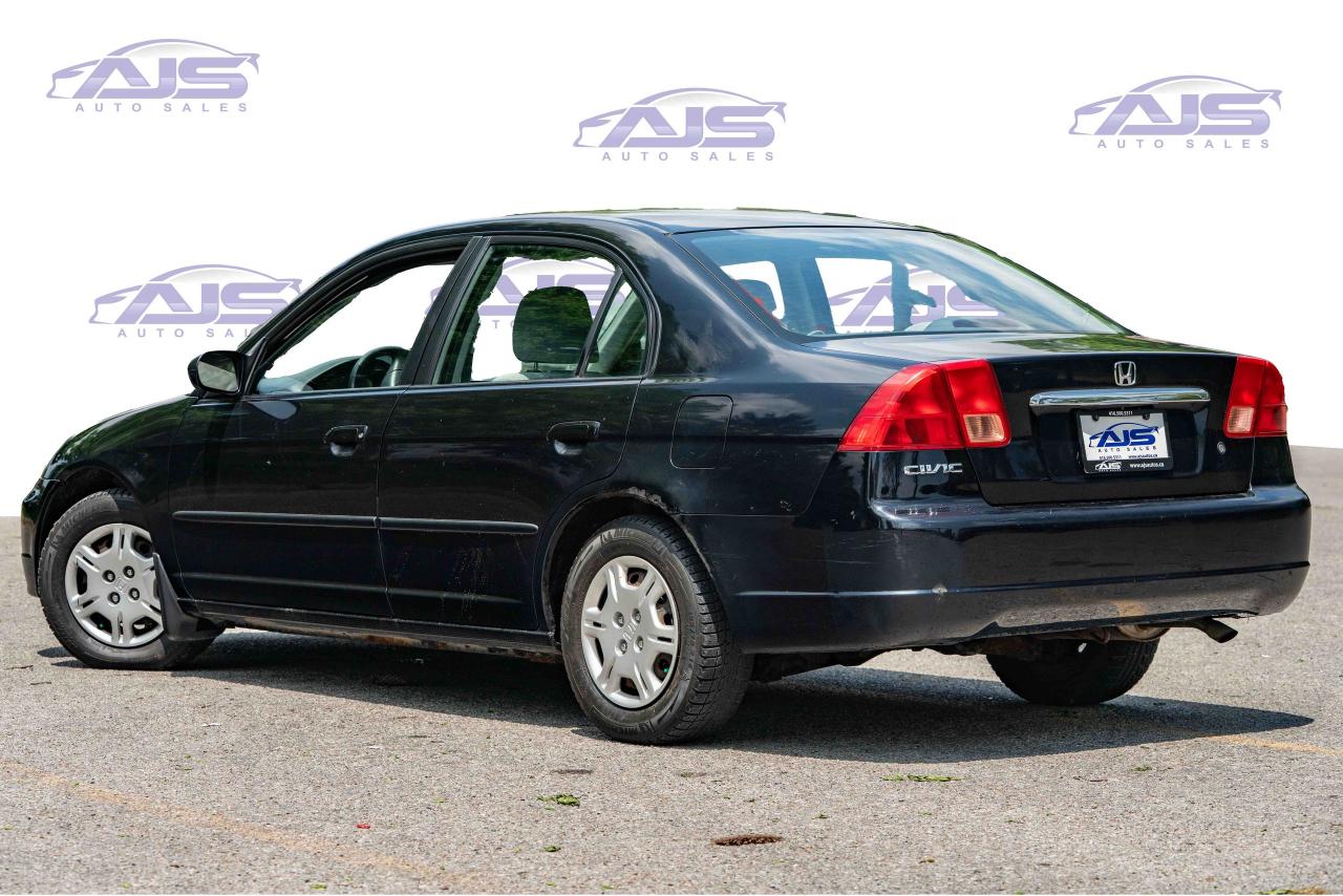 2002 Honda Civic DX - Photo #4